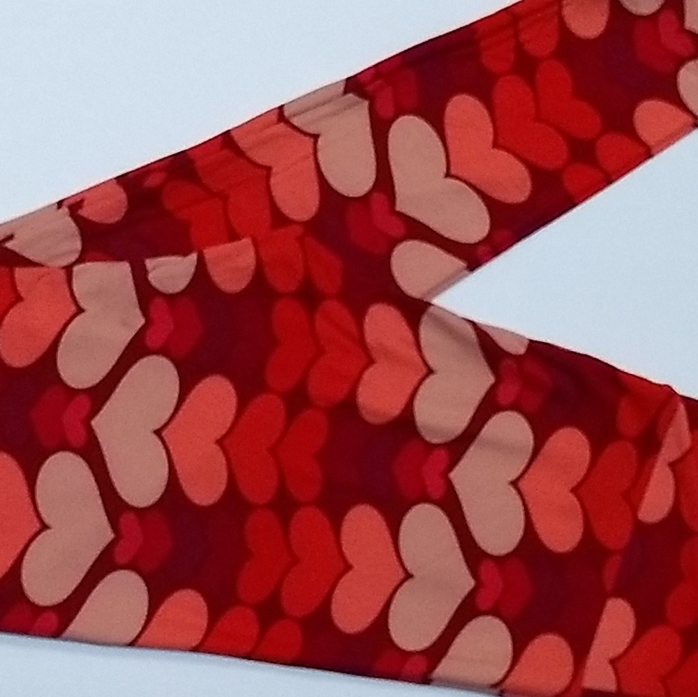 Pick 2 PAIR for $35 LuLaRoe Valentine's Leggings